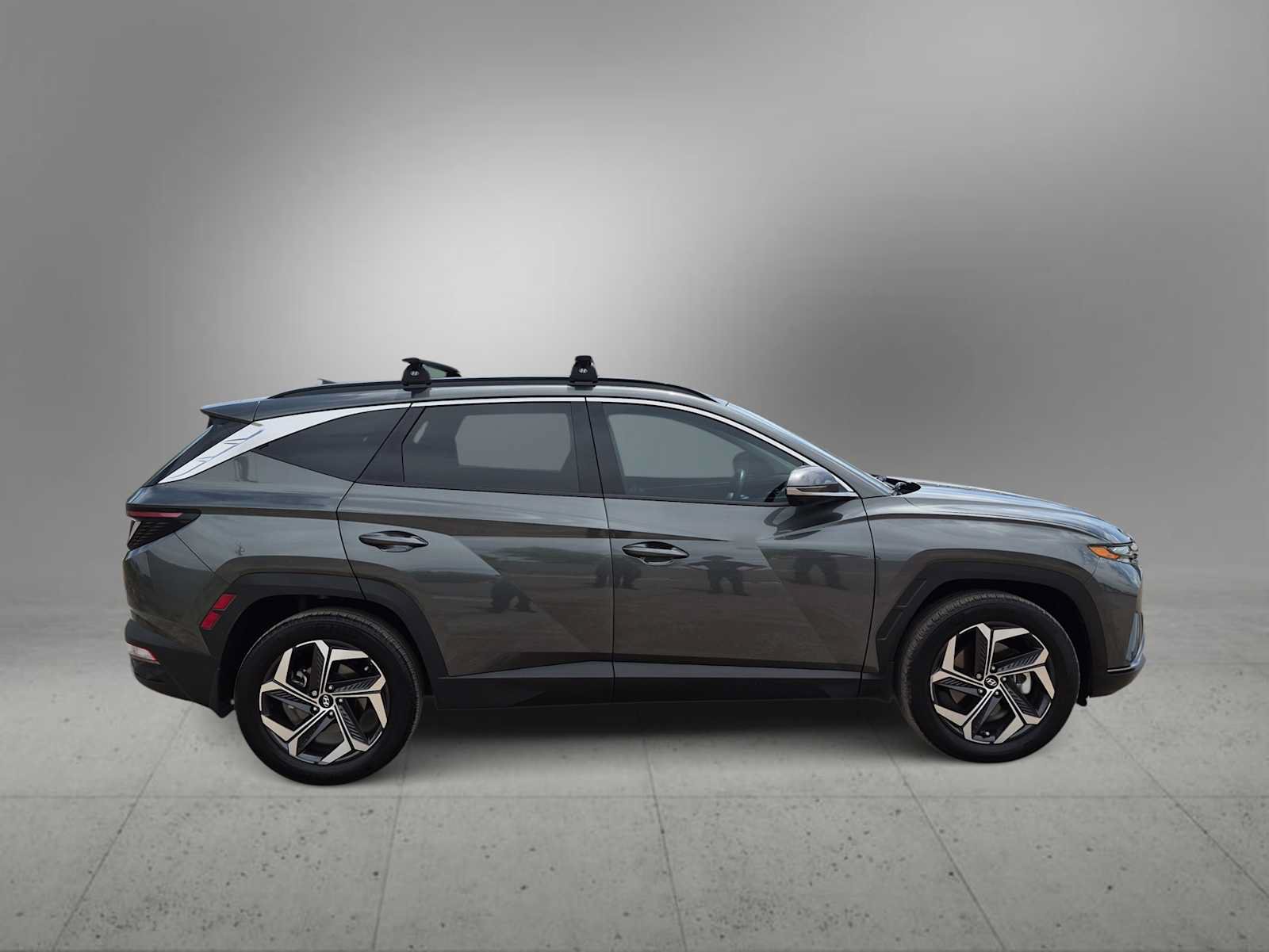 Certified 2023 Hyundai Tucson Limited AWD/4WD image 9