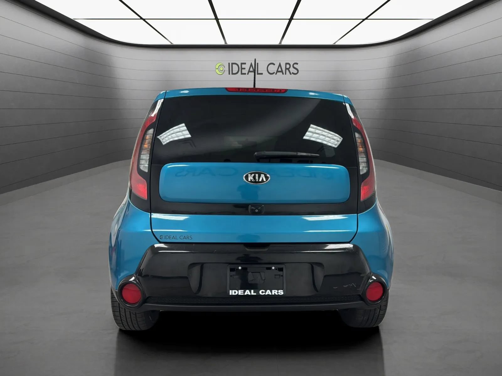 Used 2016 Kia Soul + w/ Designer's Package FWD image 6