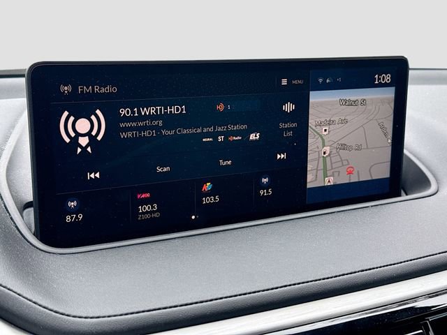 Used 2024 Acura MDX SH-AWD w/ Technology Package image 15