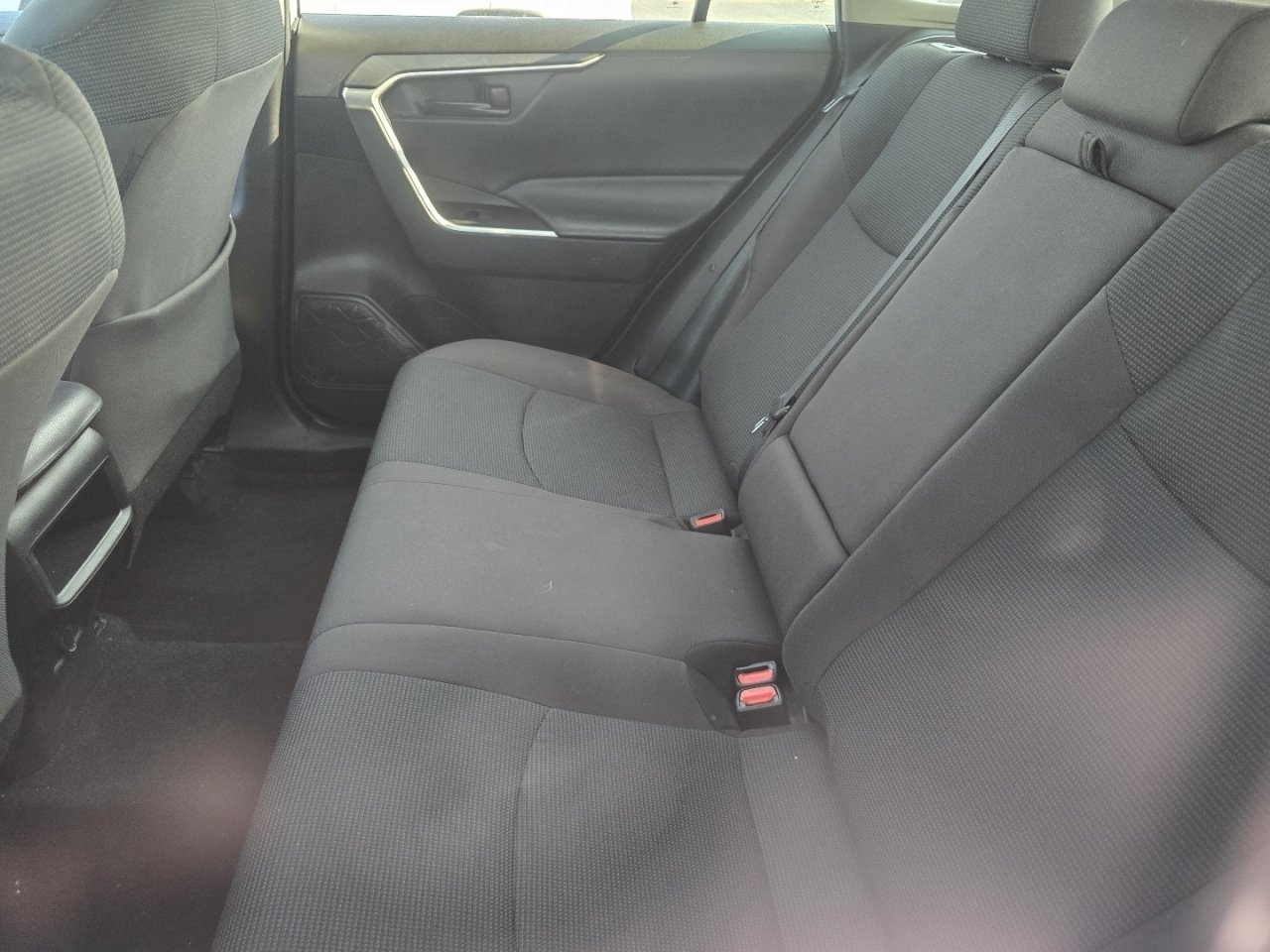 Certified 2021 Toyota RAV4 LE FWD image 22