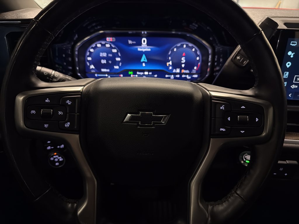 Used 2025 Chevrolet Silverado 2500 LT w/ Trail Boss Package AWD/4WD image 9