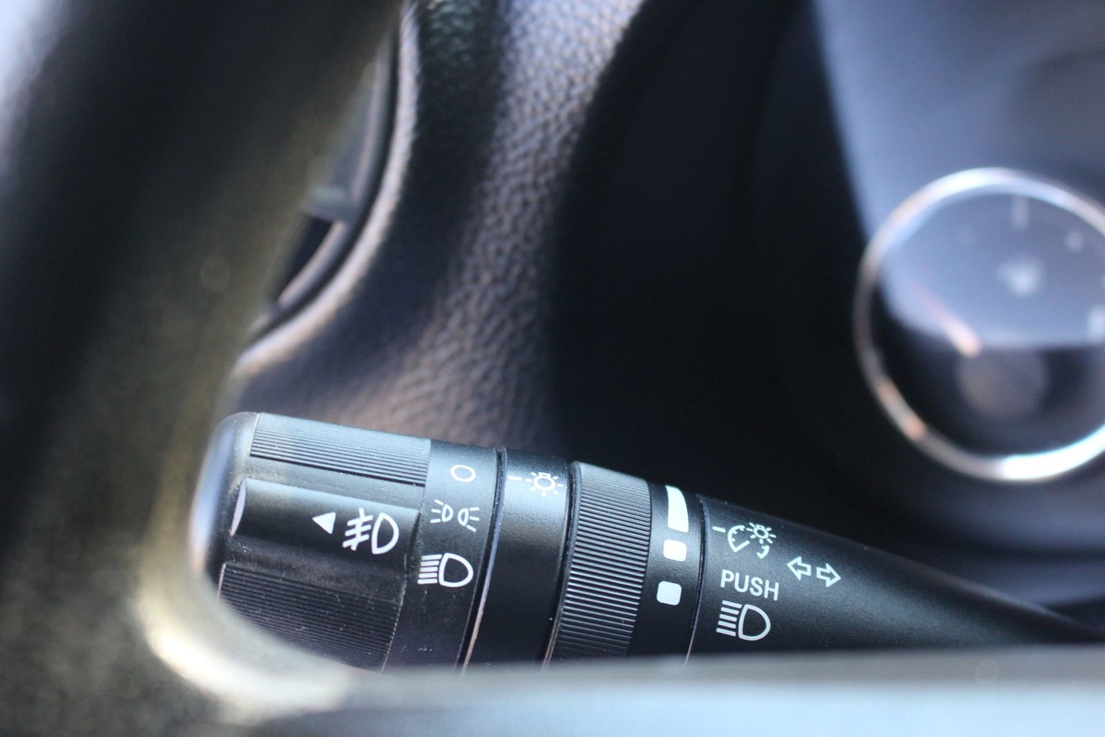 Used 2015 Jeep Wrangler Sport image 21