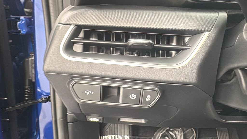 New 2025 Kia K4 LXS image 30