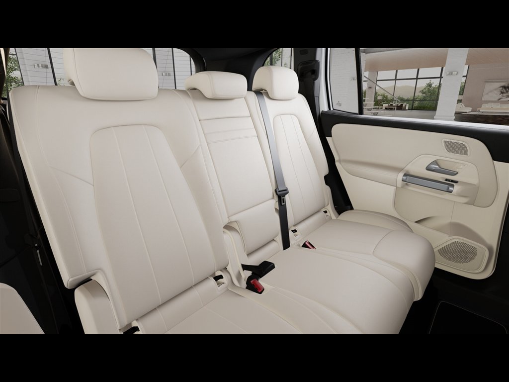 Certified 2026 Mercedes-Benz GLB 250 4MATIC image 40