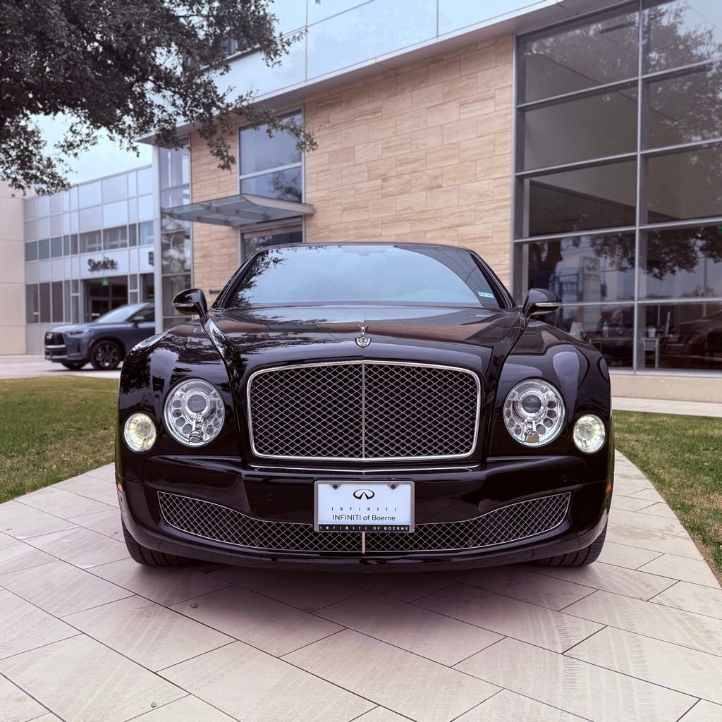 Used 2014 Bentley Mulsanne RWD image 3