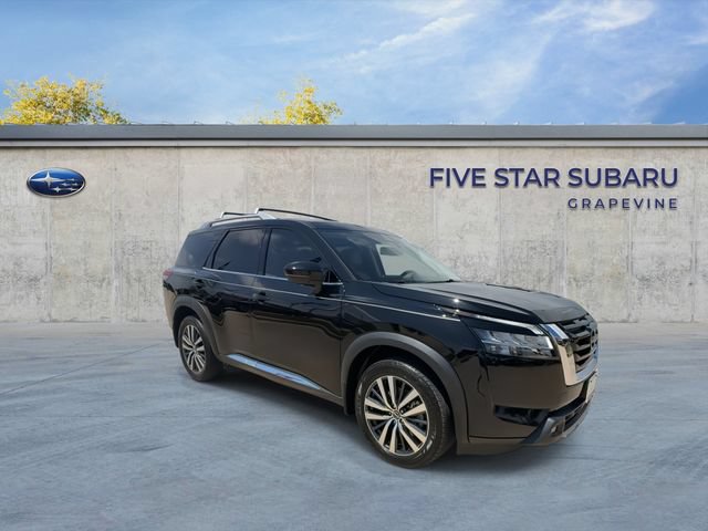 Used 2022 Nissan Pathfinder Platinum w/ Cargo Package FWD image 2