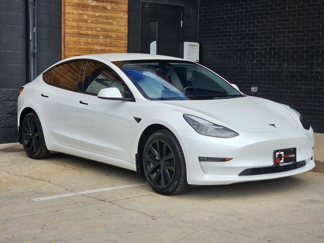 Used 2022 Tesla Model 3 Long Range AWD/4WD image 9