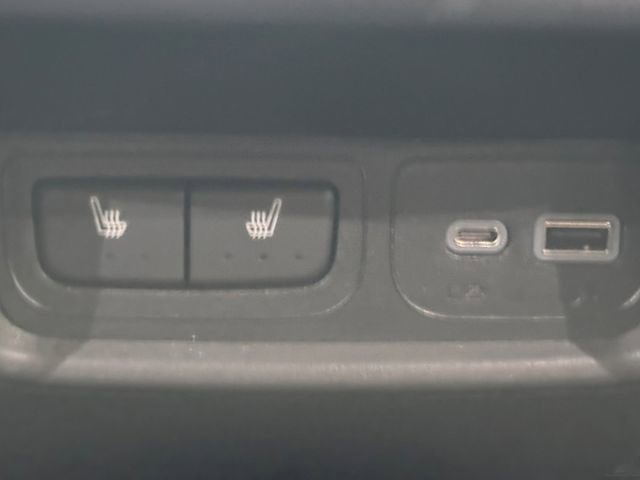 Used 2024 Cadillac XT4 Sport FWD image 33