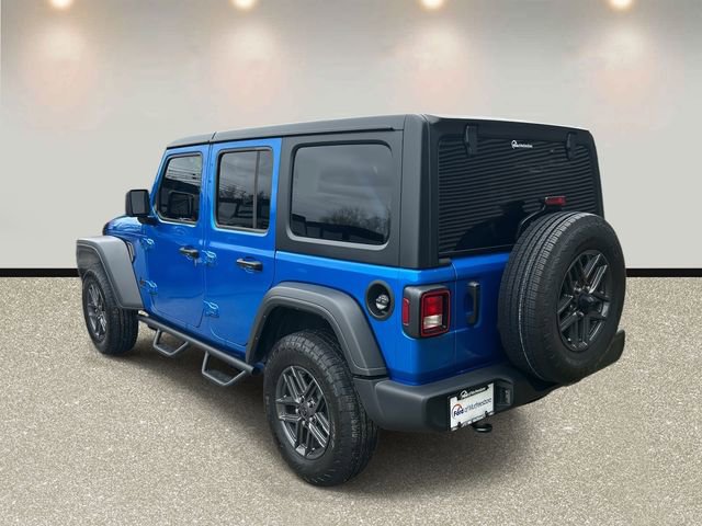 Used 2024 Jeep Wrangler Sport S image 7