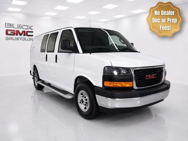Used 2025 GMC Savana 2500 w/ Driver Convenience Package RWD video 3