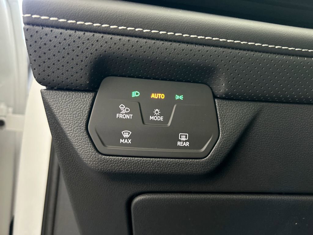 New 2026 Volkswagen Atlas SE image 14