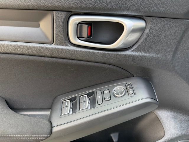 Used 2023 Honda Civic Sport image 15