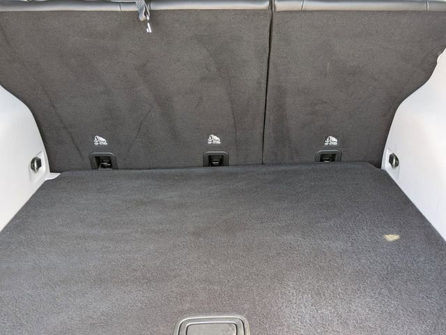 Used 2023 Jeep Compass Limited image 27