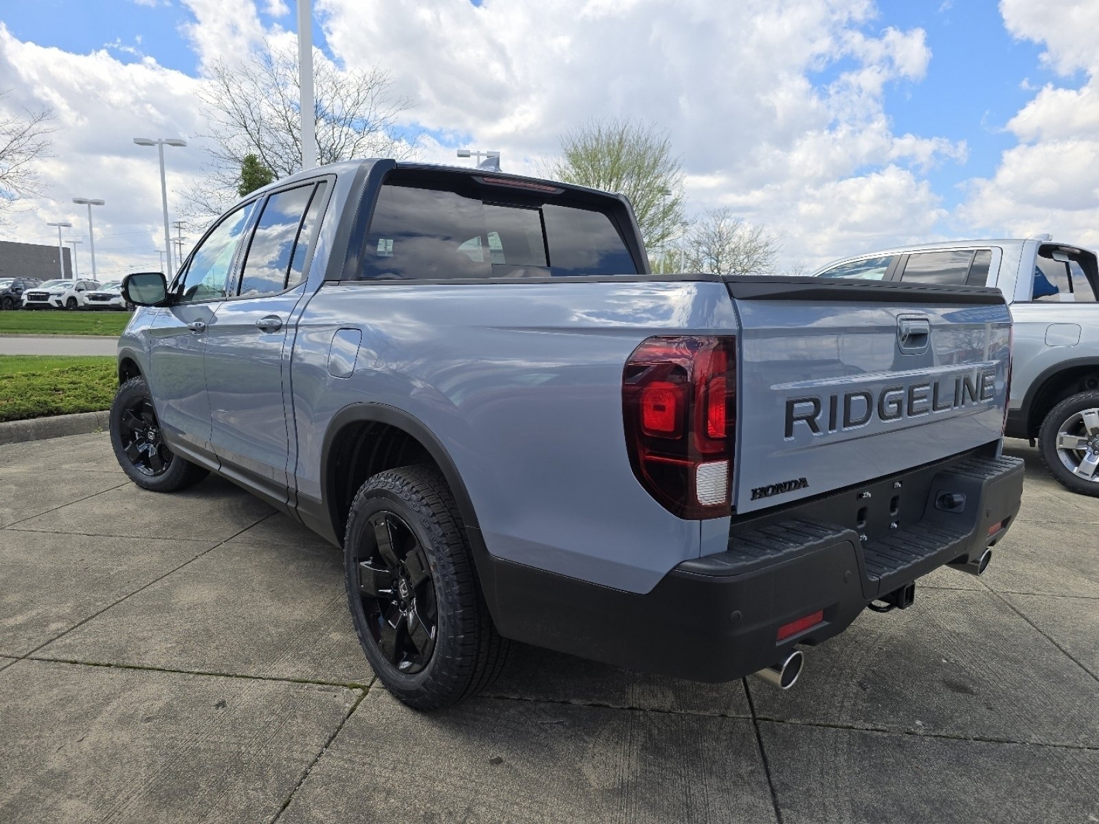 New 2026 Honda Ridgeline Black Edition image 17