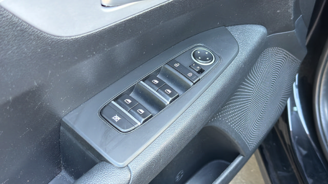 Used 2024 Kia Forte LXS FWD image 12