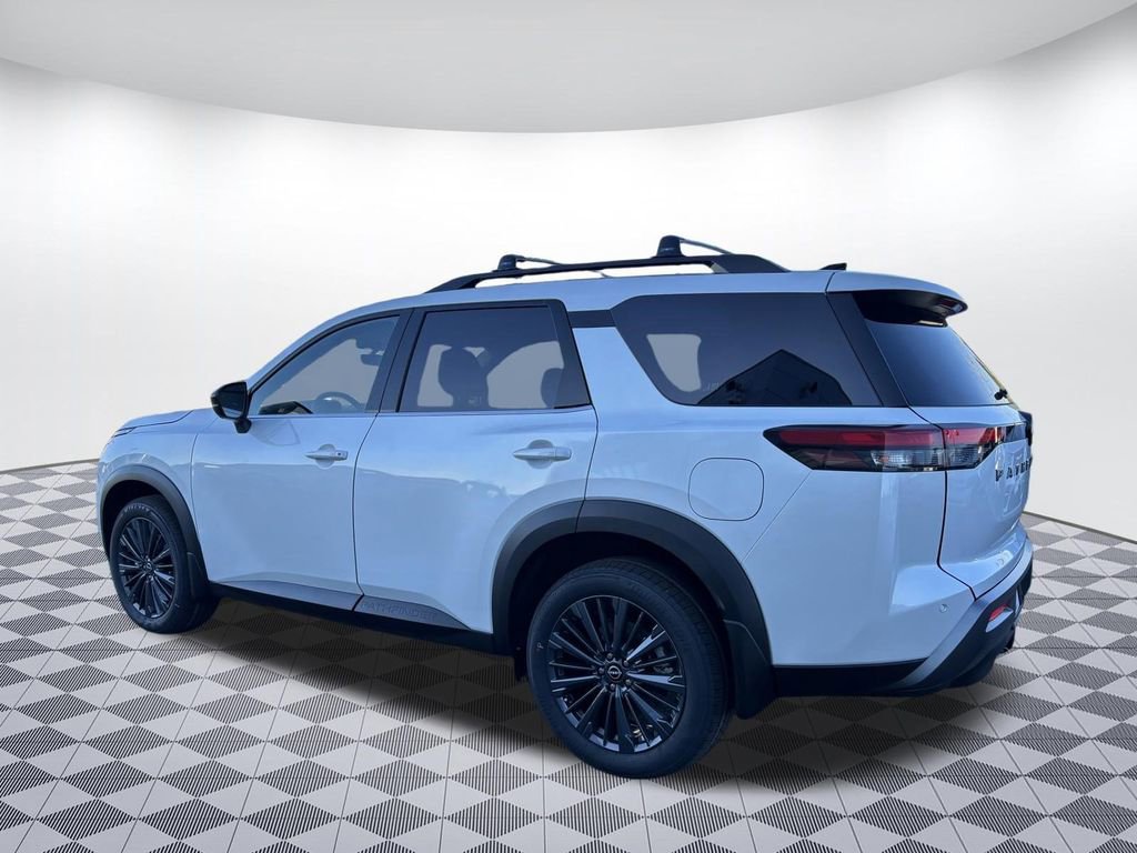 New 2026 Nissan Pathfinder SL image 5