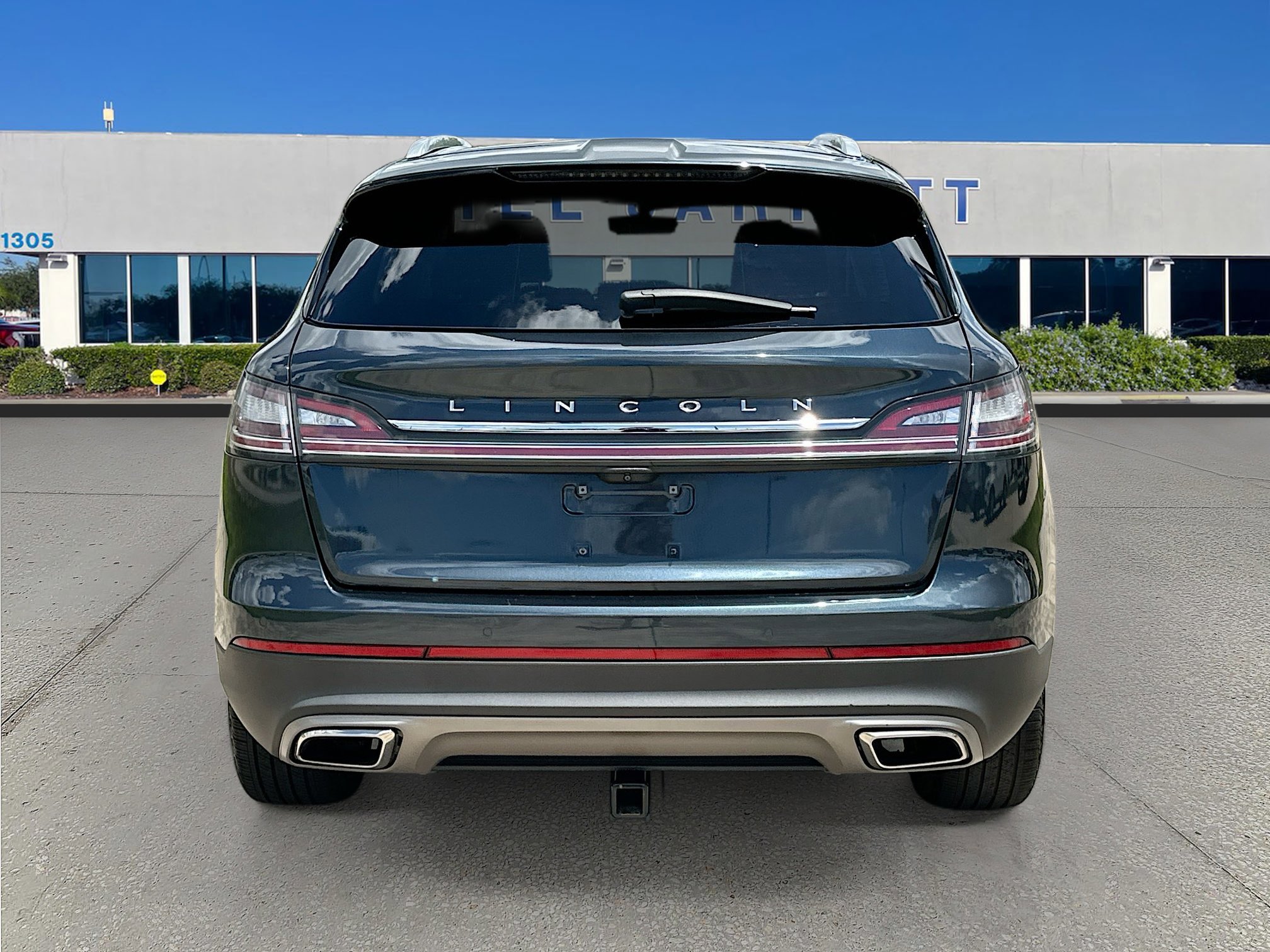 Used 2023 Lincoln Nautilus Reserve FWD image 6