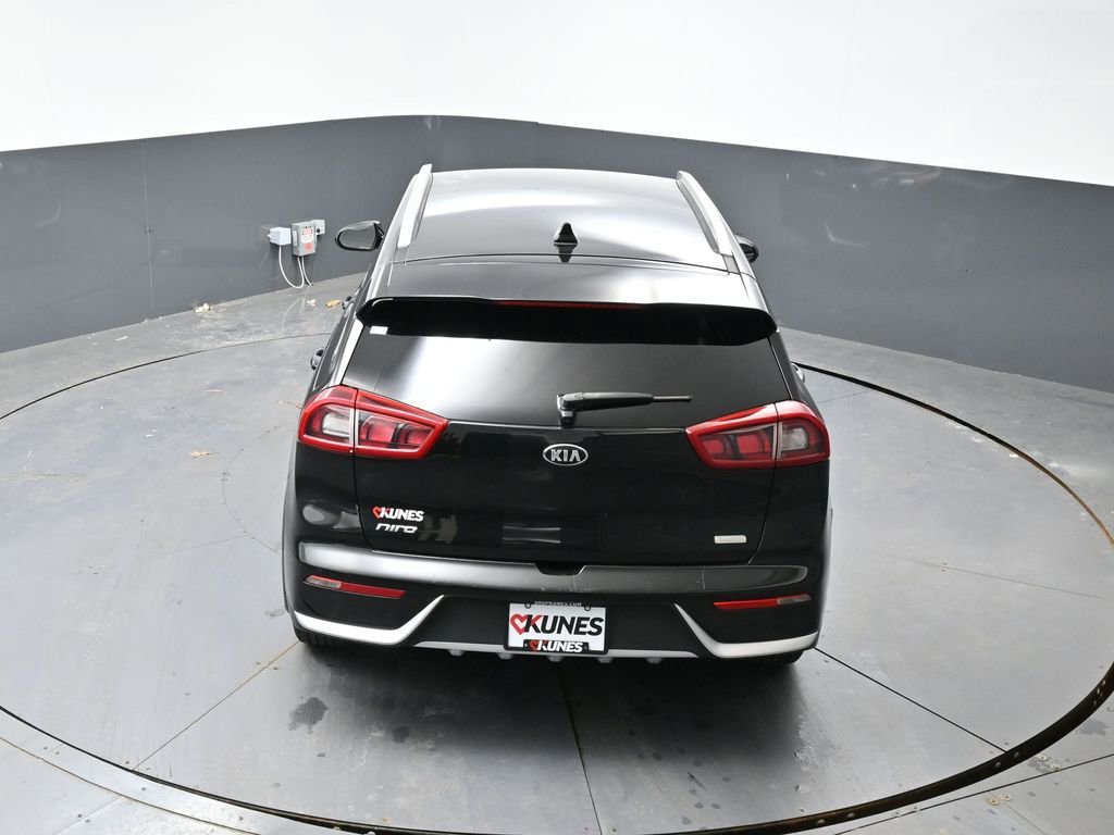 Used 2017 Kia Niro LX image 41