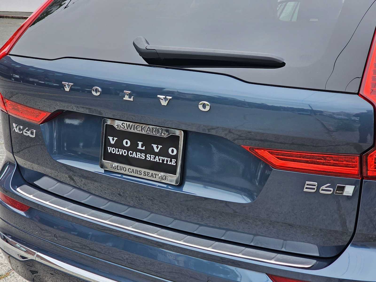Used 2023 Volvo XC60 B6 Ultimate w/ Protection Package Premier AWD/4WD image 15