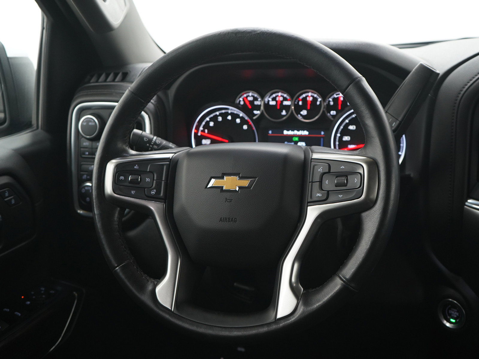 Used 2022 Chevrolet Silverado 1500 LT AWD/4WD image 17
