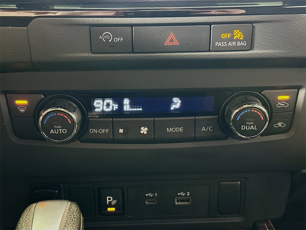 Used 2023 Nissan Frontier PRO-4X w/ Technology Package image 17