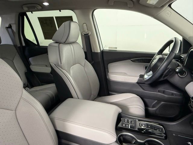 Used 2024 Honda Pilot Elite image 53