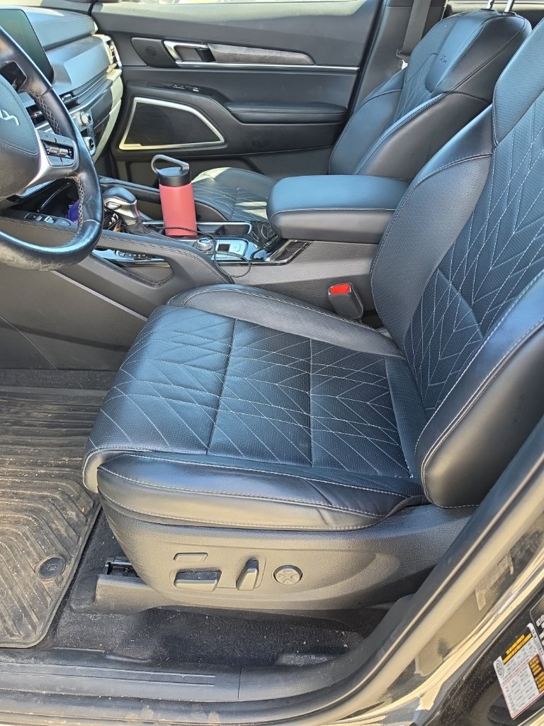 Used 2024 Kia Telluride SX Prestige X-Pro AWD/4WD image 10