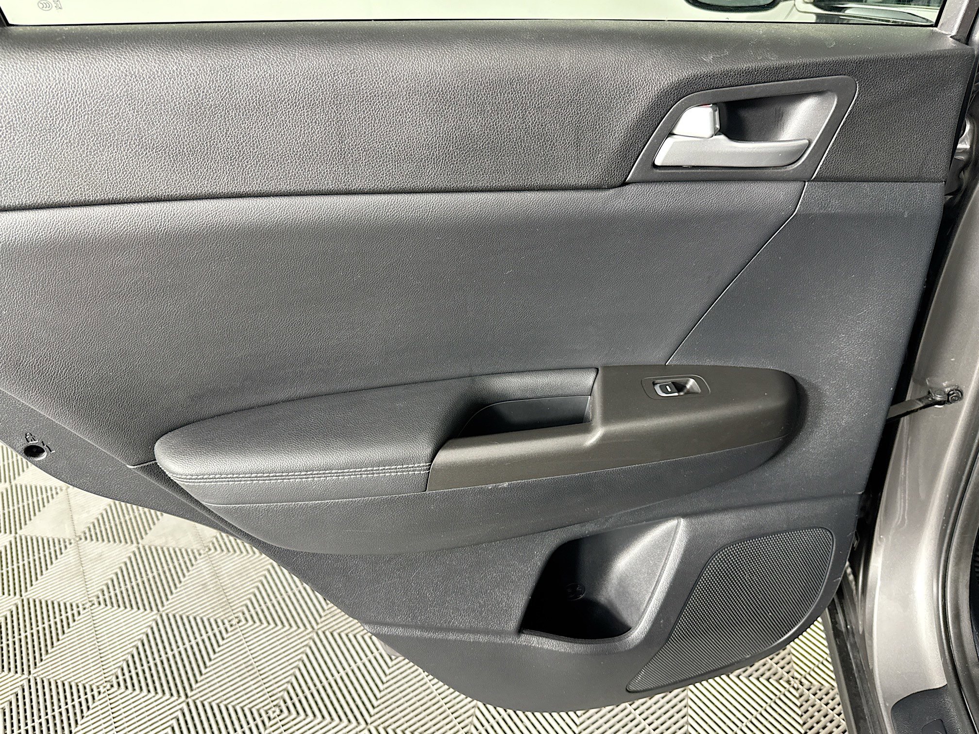 Used 2017 Kia Sportage EX w/ EX Technology Package image 25