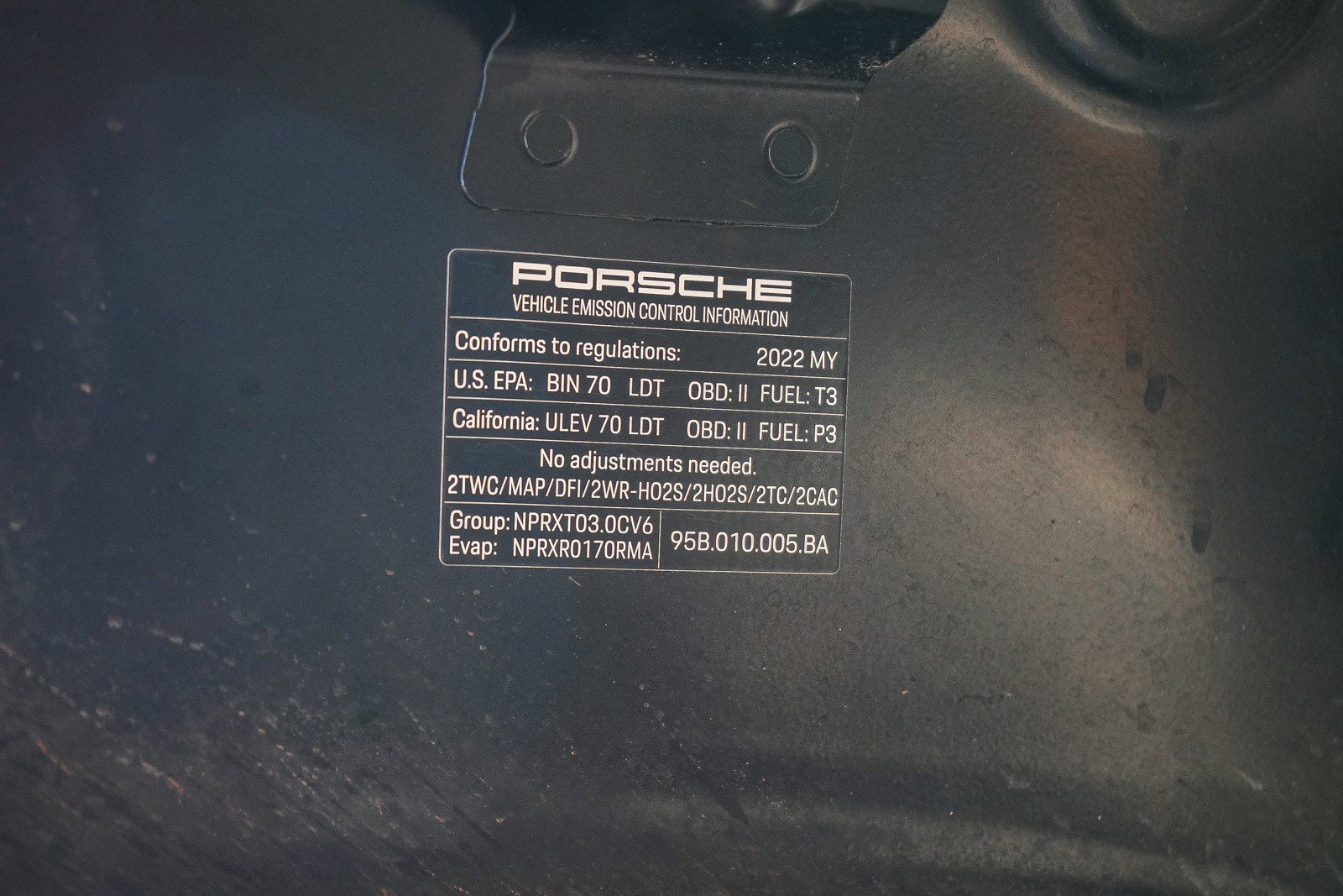 Used 2022 Porsche Macan S AWD/4WD image 28