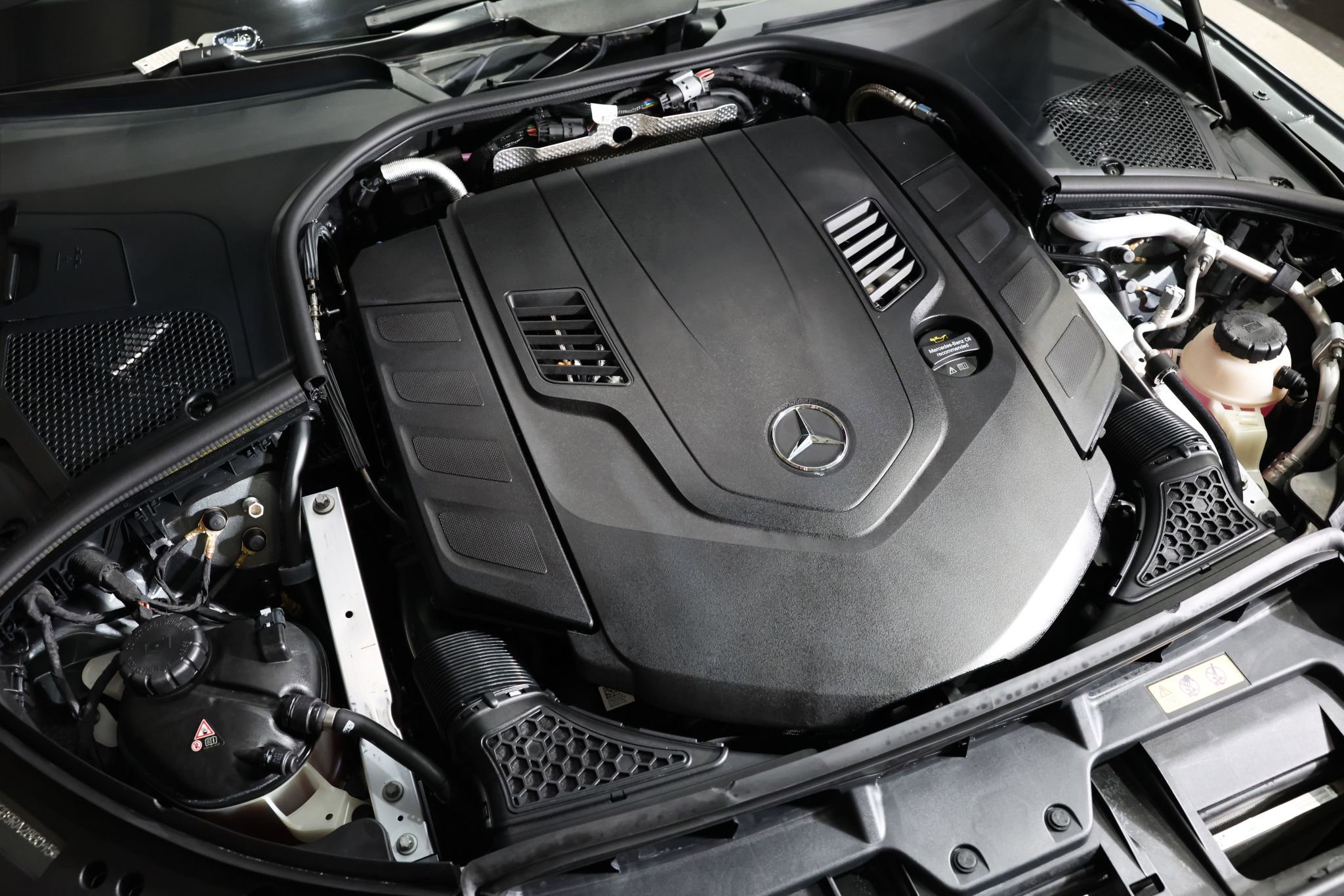 Used 2024 Mercedes-Benz Maybach S 580 4MATIC image 56