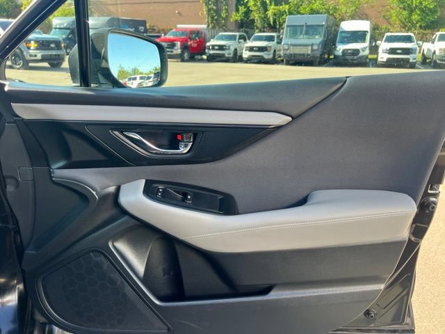 Used 2020 Subaru Outback Premium AWD/4WD image 11