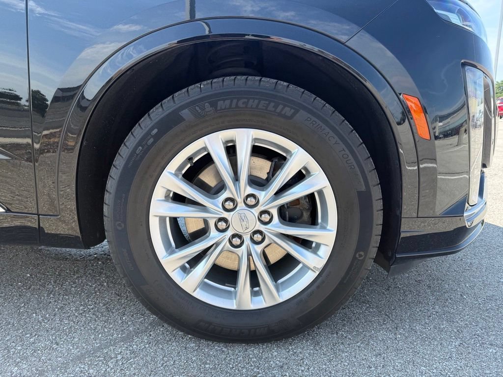 Certified 2024 Cadillac XT6 Luxury w/ LPO, Floor Liner Package AWD/4WD image 17