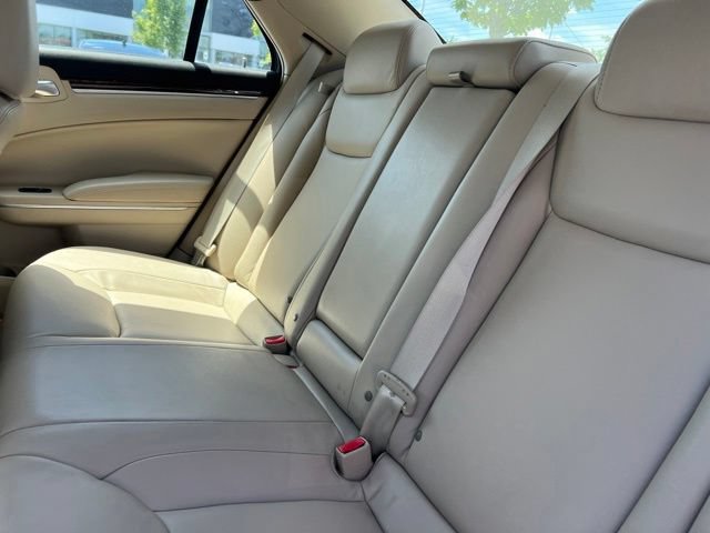 Used 2012 Chrysler 300 Limited RWD image 30