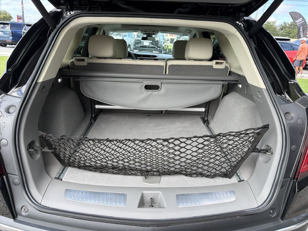 Certified 2025 Cadillac XT5 Premium Luxury FWD image 13