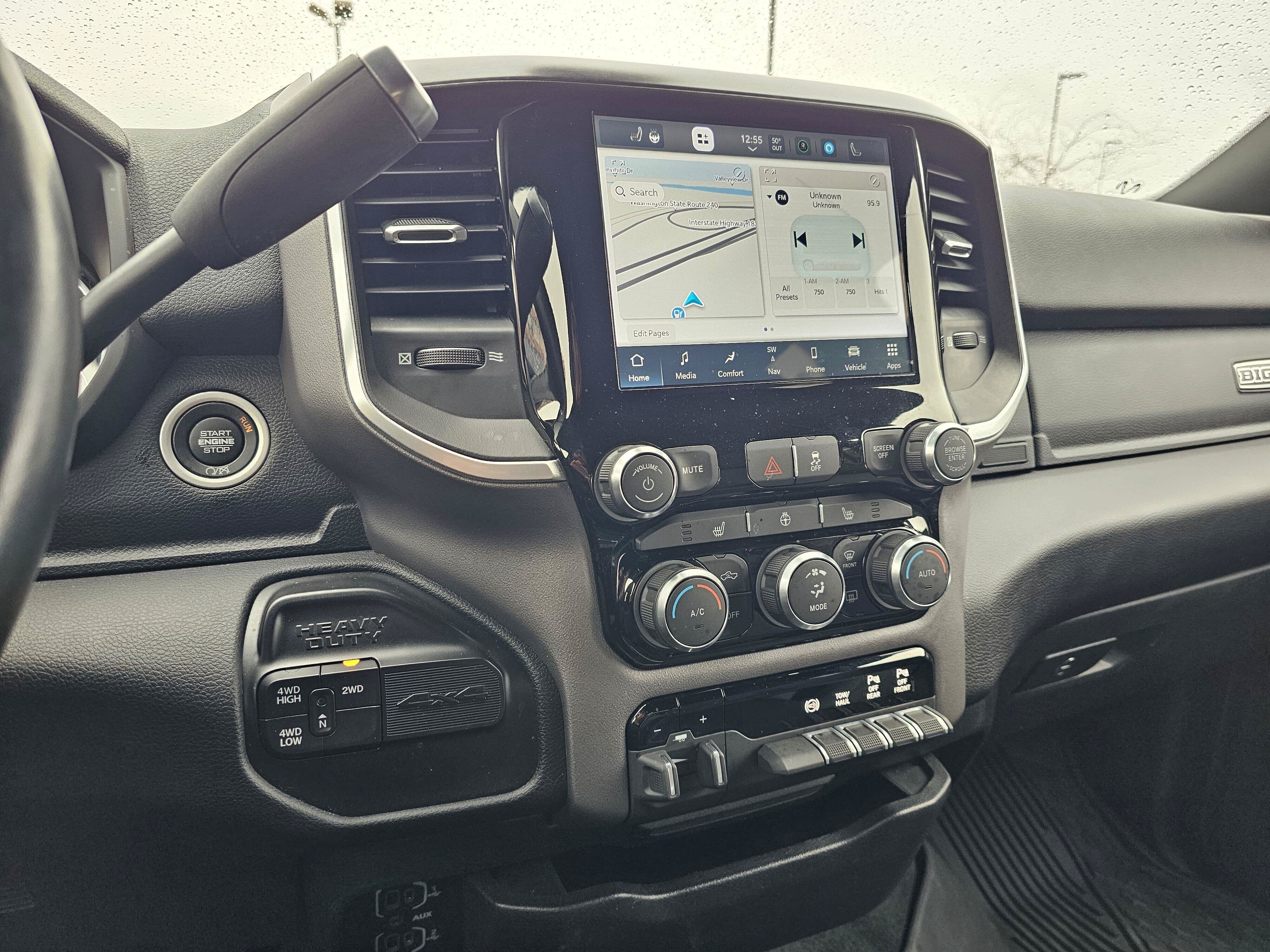 Used 2022 RAM 3500 Big Horn w/ Night Edition AWD/4WD image 20