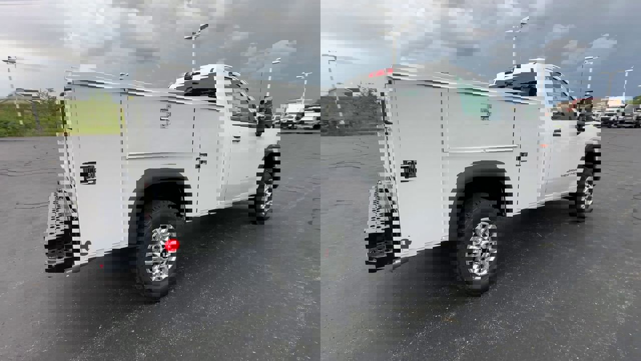 New 2025 GMC Sierra 2500 Pro w/ Convenience Package image 8