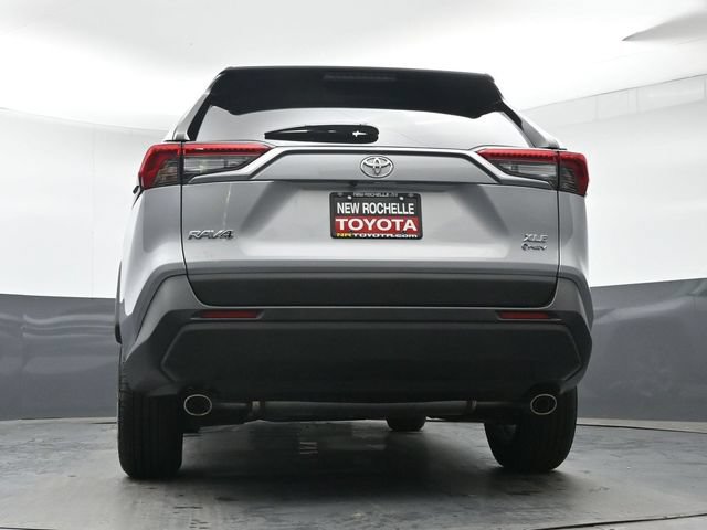 Certified 2025 Toyota RAV4 XLE AWD/4WD image 33