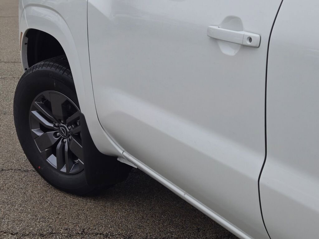 New 2026 Nissan Frontier SV w/ All-Weather Content Package image 16