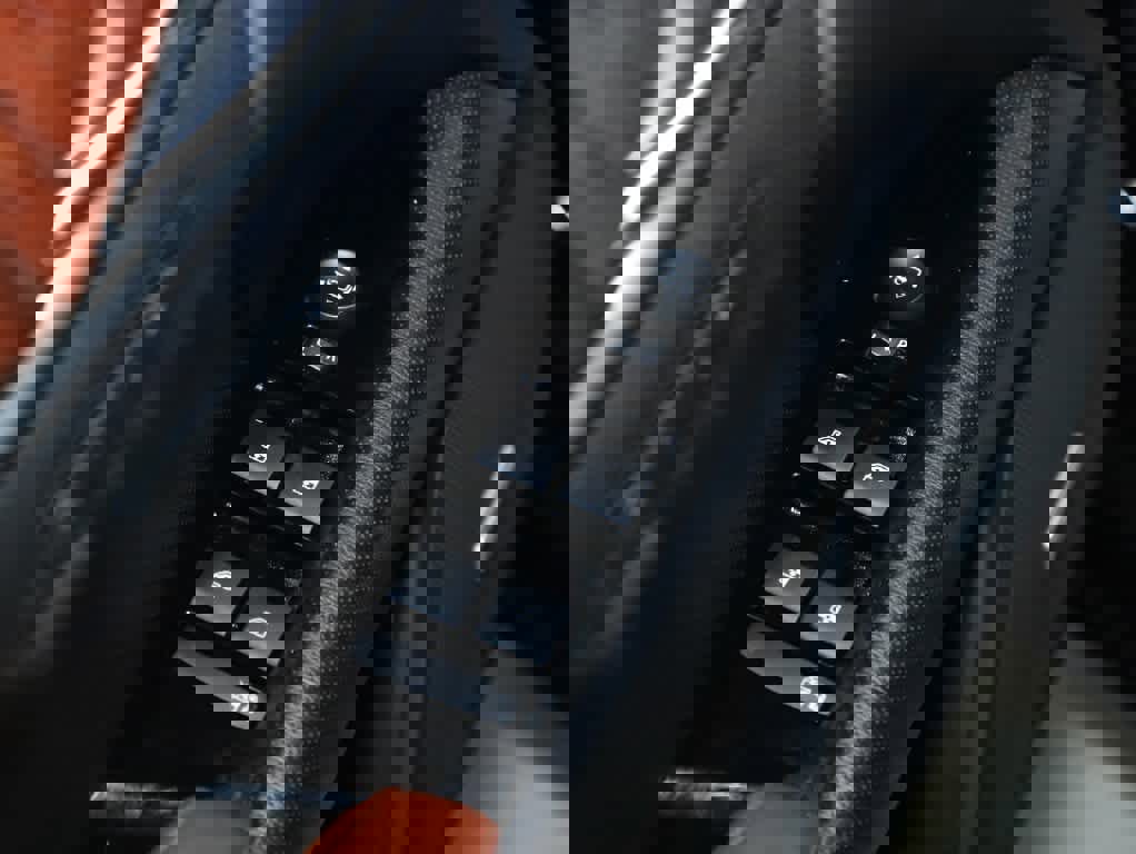 Used 2016 Cadillac XTS Luxury w/ Driver Awareness Package image 16