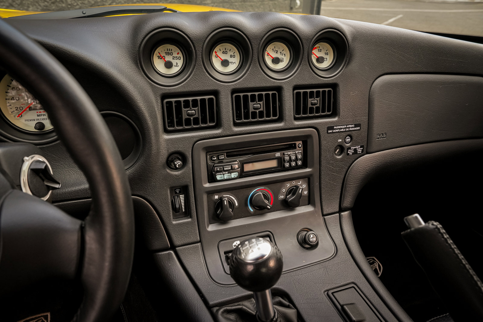 Used 2001 Dodge Viper GTS RWD image 14