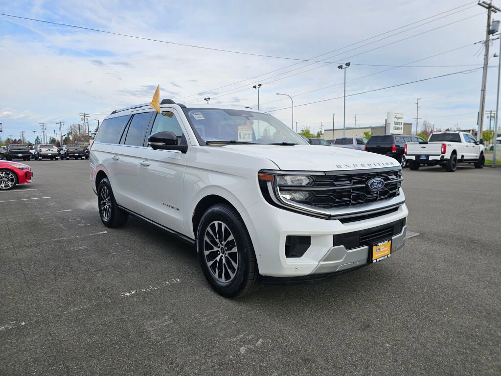 Certified 2025 Ford Expedition Max Platinum AWD/4WD image 4