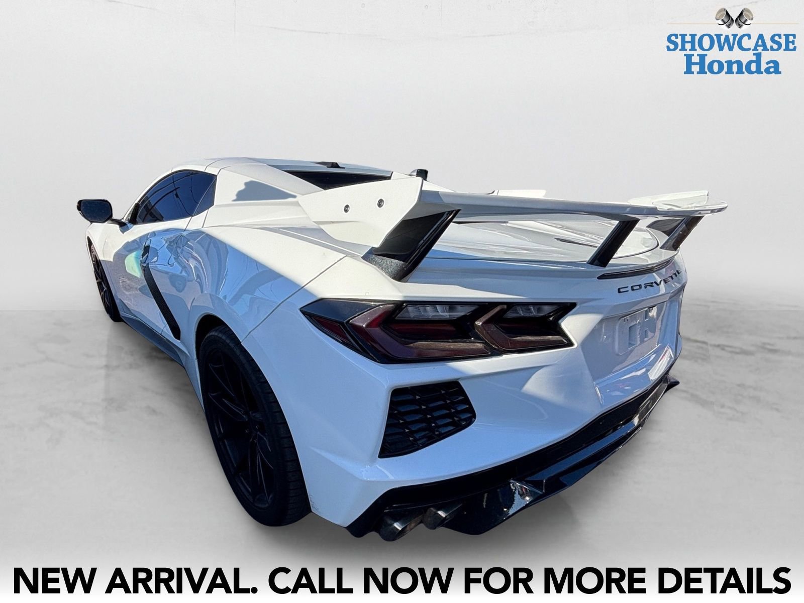 Used 2022 Chevrolet Corvette Stingray Premium Conv w/ Z51 Performance Package image 4