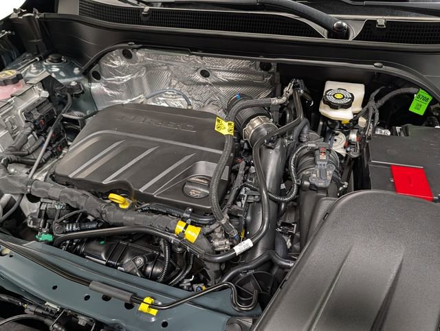 New 2026 Chevrolet Trax LT w/ Sunroof Package FWD image 26