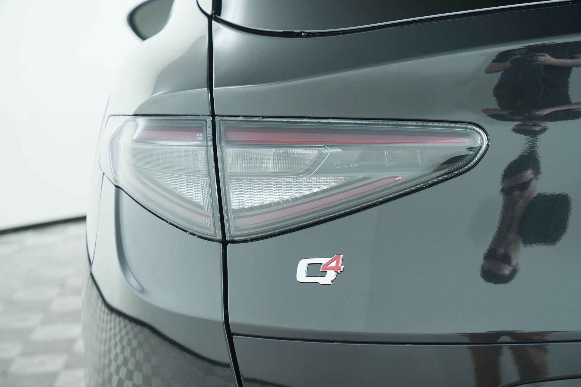 New 2025 Alfa Romeo Stelvio Sprint image 23