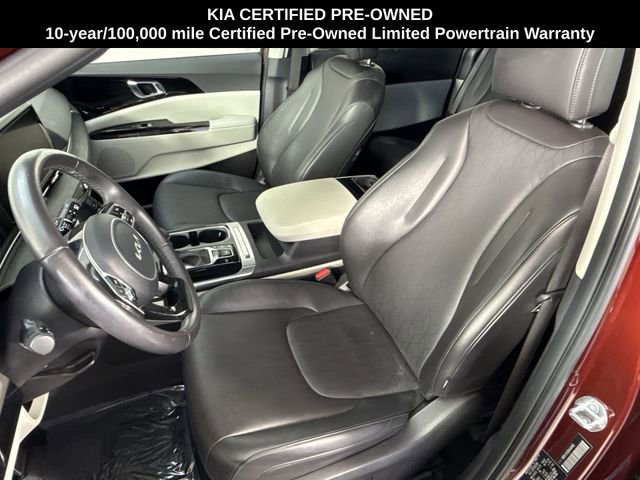 Certified 2024 Kia Carnival EX image 17