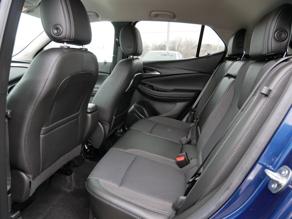 Used 2022 Buick Encore GX Select image 12