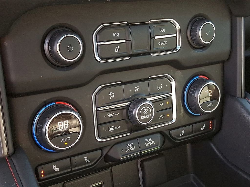 Used 2022 Chevrolet Tahoe RST w/ Sport Performance Package image 16