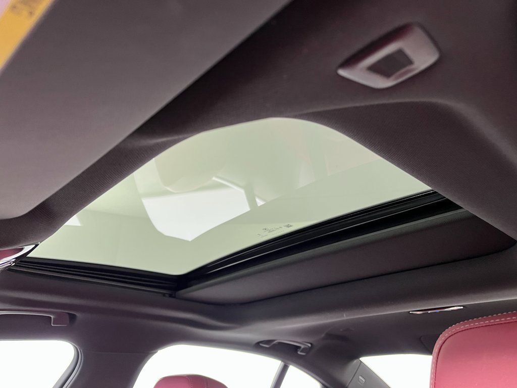 Certified 2025 BMW 530i xDrive 530i xDrive image 30