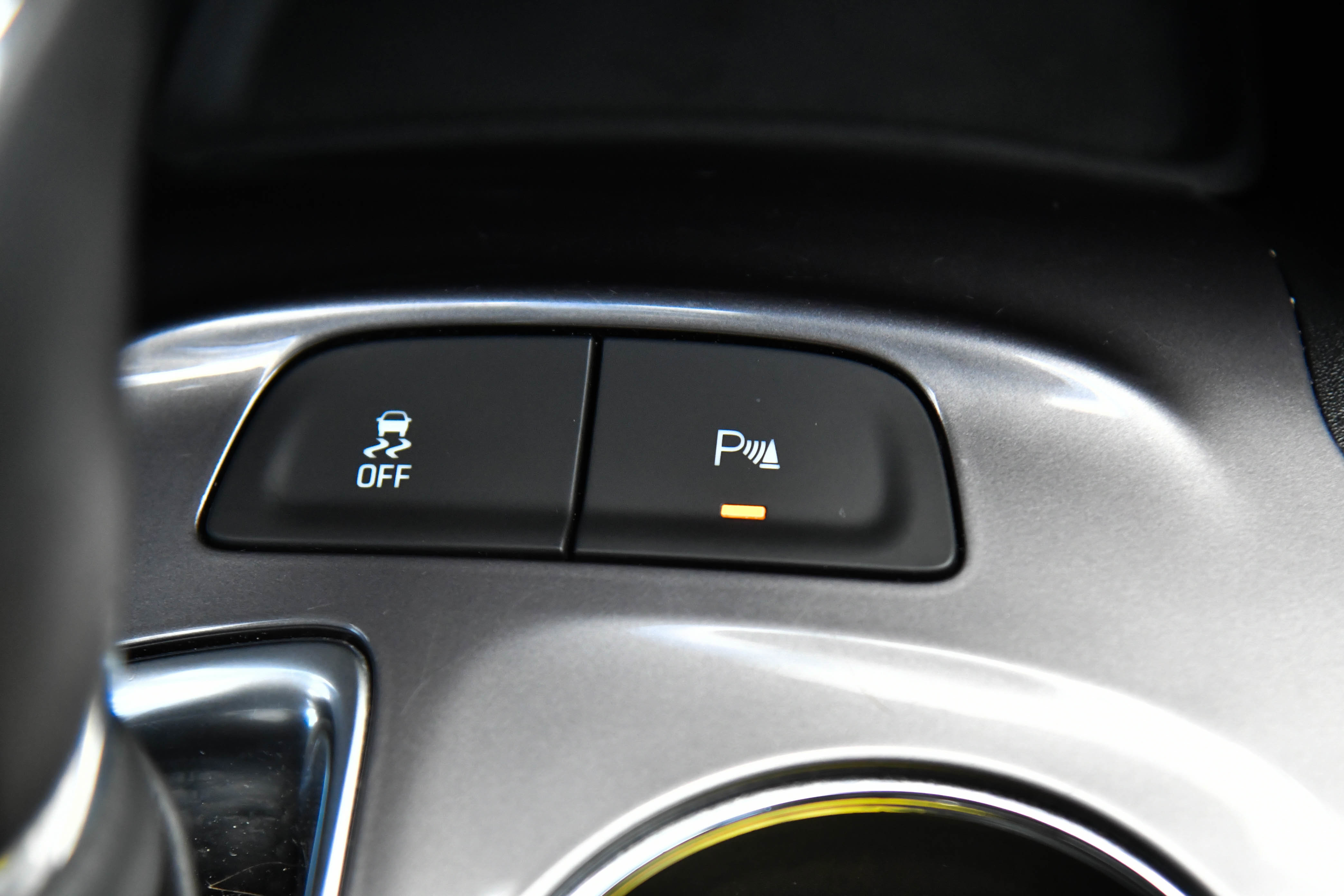 Used 2020 Chevrolet Malibu LS w/ Driver Confidence Package II FWD image 23