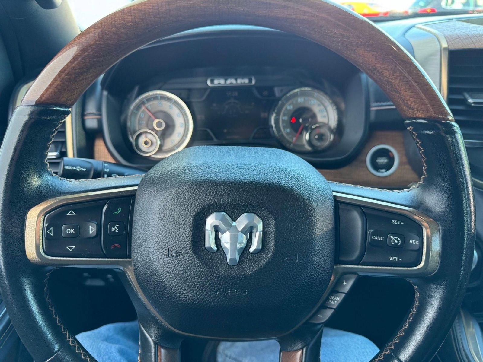 Used 2022 RAM 1500 Limited w/ Off-Road Group image 34